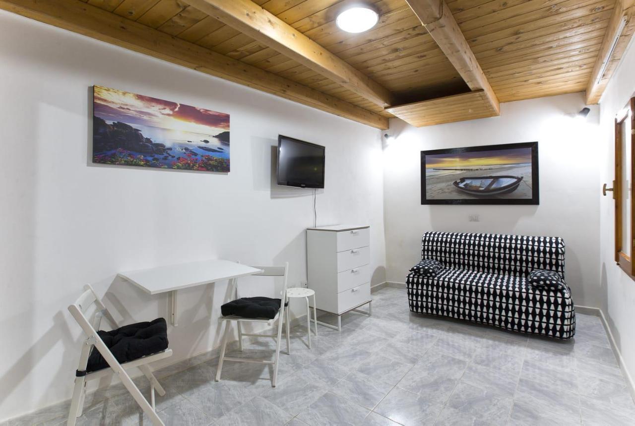 Апартаменты Majorca Studio Old Town Альгеро Экстерьер фото